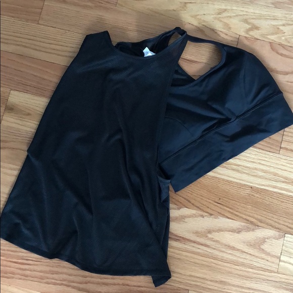 Lululemon tank - Picture 3 of 4